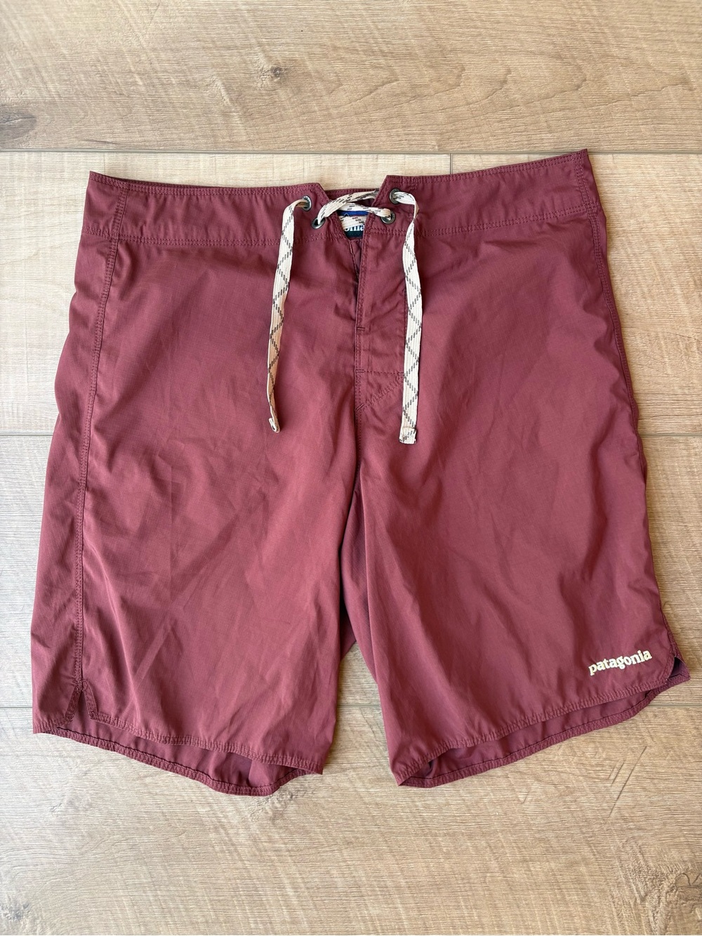 Patagonia Men's Light & Variable Hybrid
Board Shorts 18" Size 30